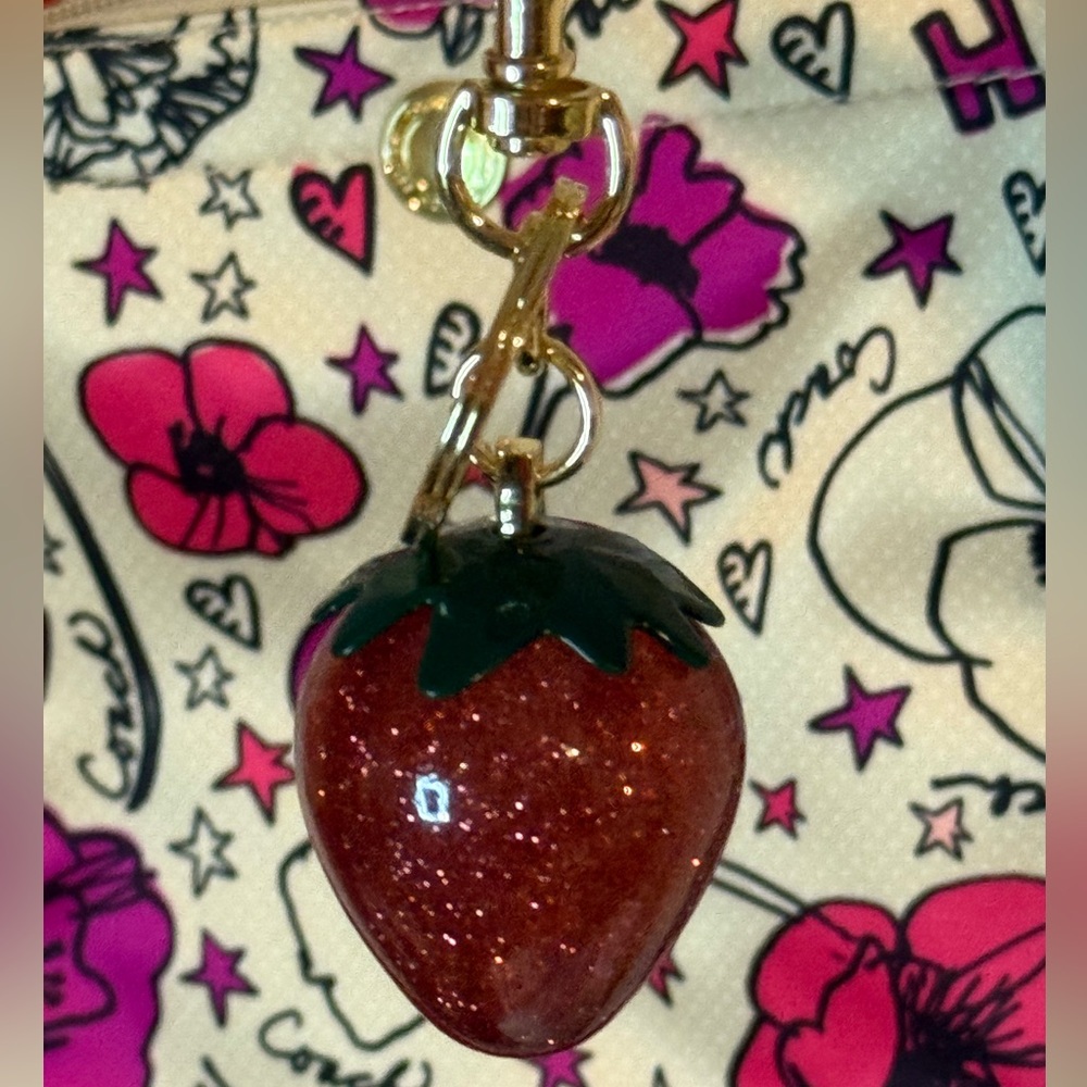 Strawberry bag charm ,gold hardware - Picture 8 of 9